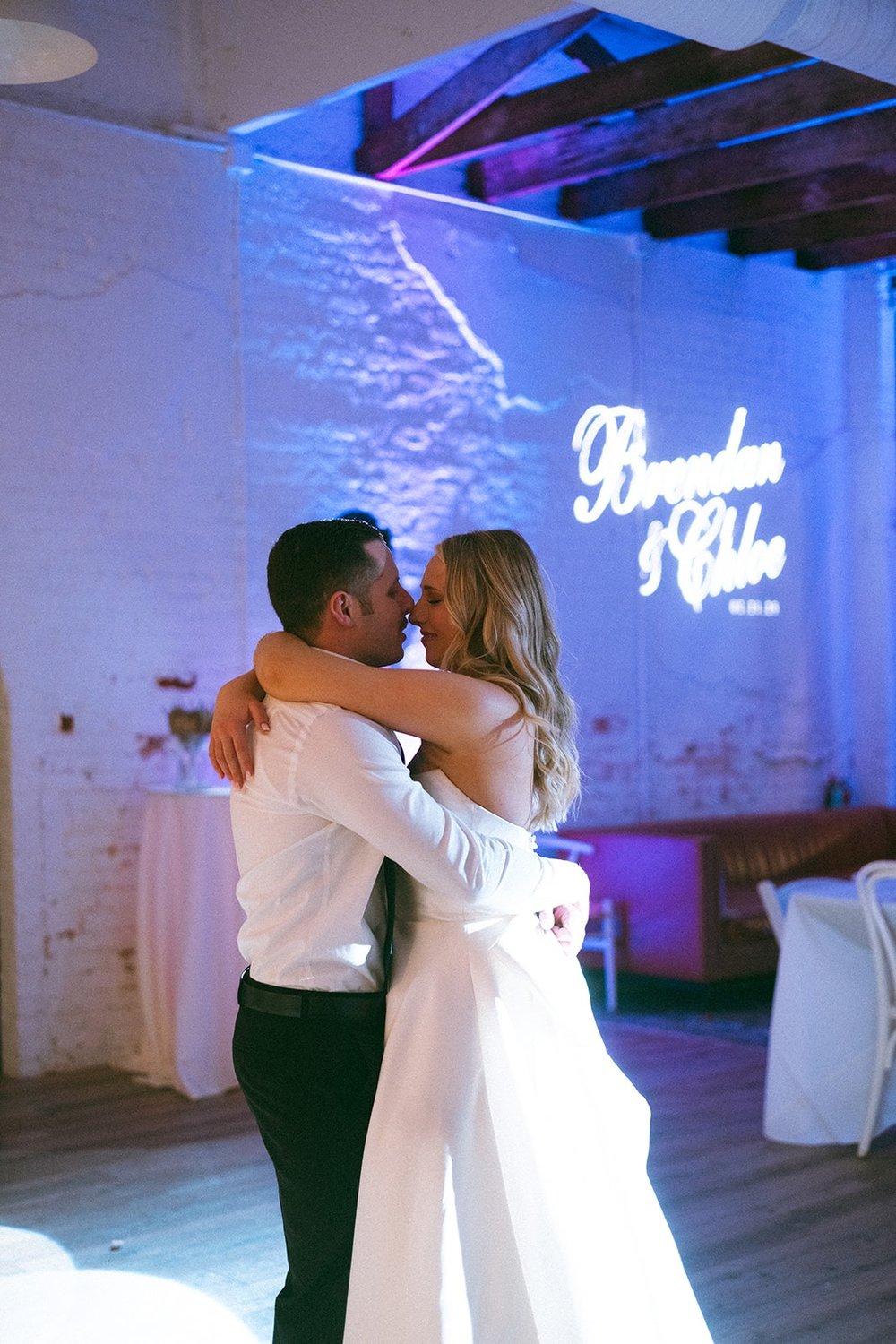 carousel-hero-element image-16