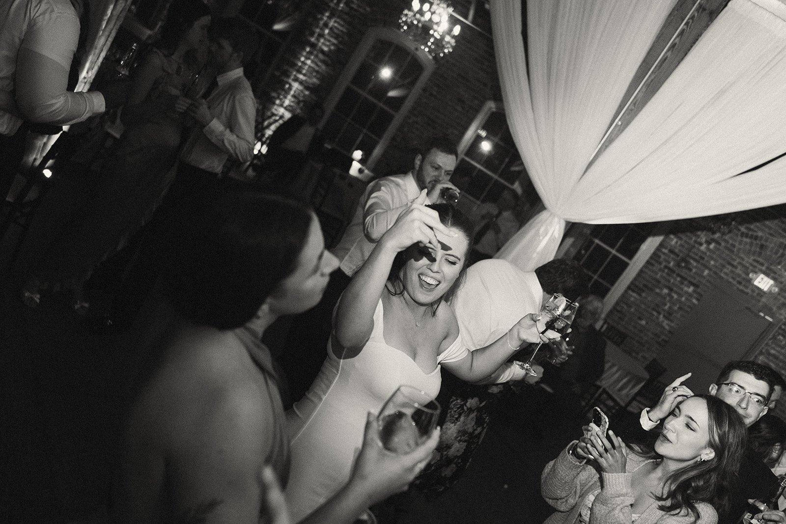 carousel-hero-element image-3