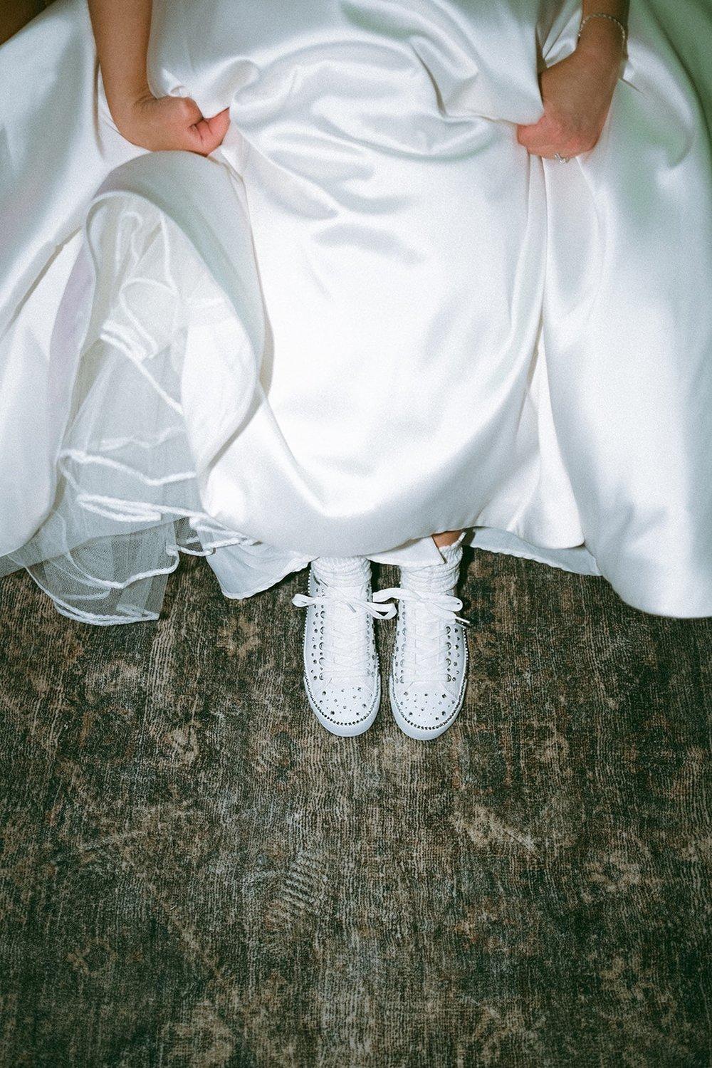 carousel-hero-element image-14