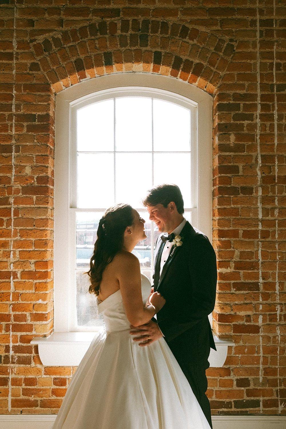 carousel-hero-element image-12